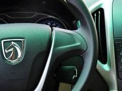 宝骏610 2014款 1.5L 自动 舒适型