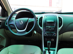 宝骏610 2014款 1.5L 自动 舒适型