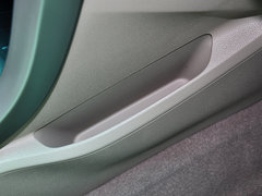 宝骏610 2014款 1.5L 自动 舒适型