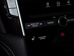 英菲尼迪Q50 2014款 3.5L Hybrid 旗舰版