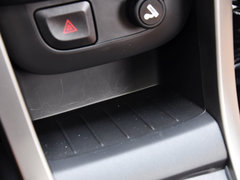 宝骏610 2014款 1.5L 自动 豪华型