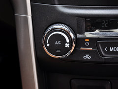 宝骏610 2014款 1.5L 自动 豪华型