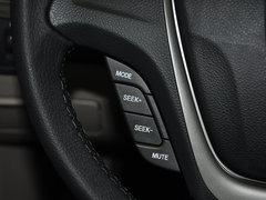 宝骏610 2014款 1.5L 自动 豪华型