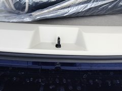 别克GL8 2014款 2.4L 自动 CT豪华商务舒适版 7座