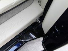 别克GL8 2014款 2.4L 自动 CT豪华商务舒适版 7座