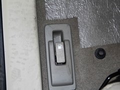 别克GL8 2014款 2.4L 自动 CT豪华商务舒适版 7座