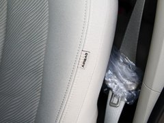 别克GL8 2014款 2.4L 自动 CT豪华商务舒适版 7座