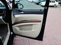 别克GL8 2014款 2.4L 自动 LT豪华商务行政版 7座
