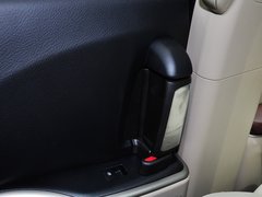 别克GL8 2014款 2.4L 自动 LT豪华商务行政版 7座