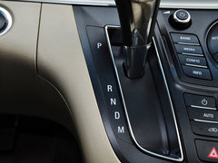 别克GL8 2014款 3.0L 自动 XT豪华商务旗舰版 7座