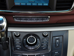 别克GL8 2014款 3.0L 自动 XT豪华商务旗舰版 7座