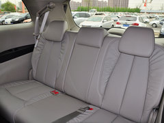 别克GL8 2014款 3.0L 自动 XT豪华商务旗舰版 7座