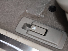 别克GL8 2014款 3.0L 自动 XT豪华商务旗舰版 7座