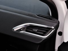 标致2008 2014款 1.6L 自动 时尚版 5座