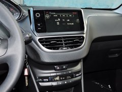 标致2008 2014款 1.6L 手动 时尚版 5座
