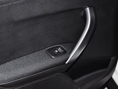 标致2008 2014款 1.6L 手动 时尚版 5座