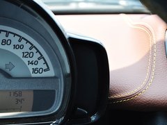 smart fortwo 2014款 1.0 MHD 硬顶BoConcept特别版