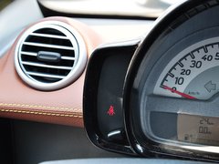 smart fortwo 2014款 1.0 MHD 硬顶BoConcept特别版
