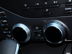 DS 5 2014款 1.6T 自动 豪华版THP200
