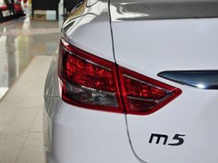 福美来M5 2014款 1.6L 自动 舒适型