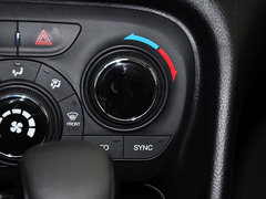 致悦 2014款 1.4T 自动 运动版