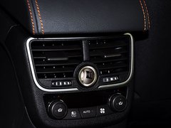 标致508L 2014款 2.3L 自动 罗兰·加洛斯版