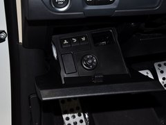 标致508L 2014款 2.3L 自动 罗兰·加洛斯版