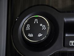 标致3008 2014款 1.6THP 自动 罗兰·加洛斯版 5座