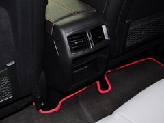 标致3008 2014款 1.6THP 自动 罗兰·加洛斯版 5座