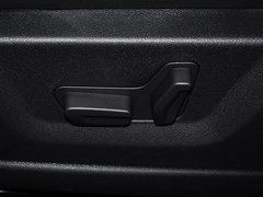 标致3008 2014款 1.6THP 自动 罗兰·加洛斯版 5座