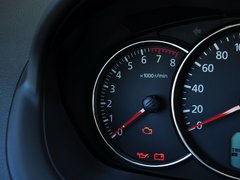 帕杰罗-劲畅 2014款 3.0L 自动 四驱行政版 7座