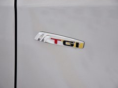 上汽大通MAXUS G10 2014款 2.0T 自动 豪华行政版 7座