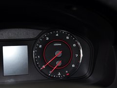 上汽大通MAXUS G10 2014款 2.0T 自动 豪华行政版 7座