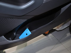现代ix25 2015款 2.0L 自动 四驱尊贵型 GLX 5座