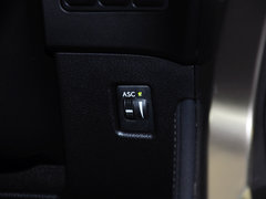 雷克萨斯NX 2015款 300h 锋芒版 全驱 5座