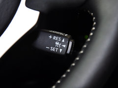 雷克萨斯NX 2015款 300h 锋芒版 全驱 5座