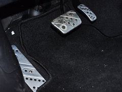 奔腾B70 2014款 1.8T 自动 运动尊贵型