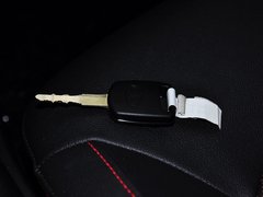 奔腾B70 2014款 1.8T 自动 运动尊享型