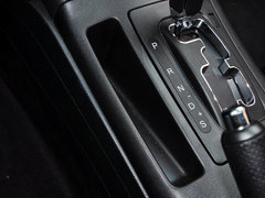 奔腾B70 2014款 1.8T 自动 运动豪华型