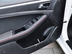 奔腾B70 2014款 2.0L 手动 豪华型