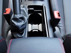 奔腾B70 2014款 2.0L 手动 豪华型