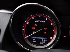奔腾B70 2014款 2.0L 自动 舒适型