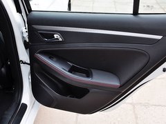 奔腾B70 2014款 2.0L 自动 舒适型