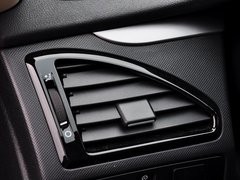 奔腾B70 2014款 2.0L 自动 舒适型