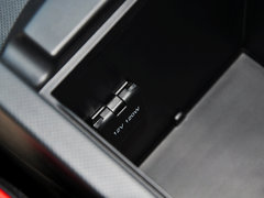 奔腾B70 2014款 2.0L 手动 舒适型