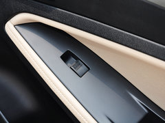 奔腾B70 2014款 2.0L 手动 舒适型