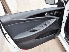 索纳塔八 2014款 2.4L 自动 顶级版 国V