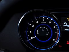 索纳塔八 2014款 2.0L 自动 豪华版