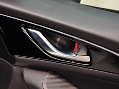 马自达3 昂克赛拉 2014款 两厢 2.0L 自动 旗舰型