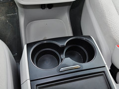Sienna 2013款 3.5L 自动 四驱标准型